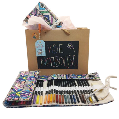 Darilo za vse ustvarjalce, Komplet barvic za risanje v Roll Up Bag torbici  & Darilna vrečka “Scratch Art”